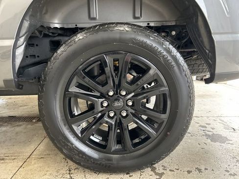 Used 2024 Ford F150 Platinum AWD/4WD image 9