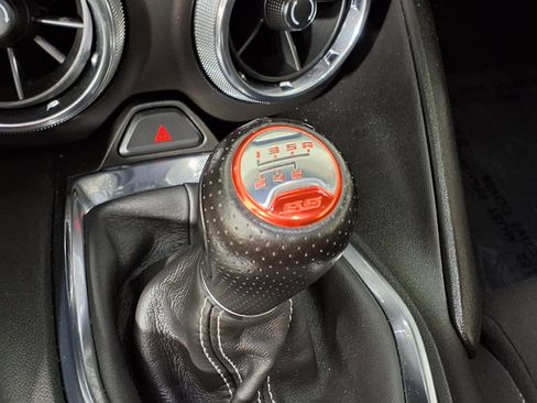Used 2023 Chevrolet Camaro SS RWD image 17