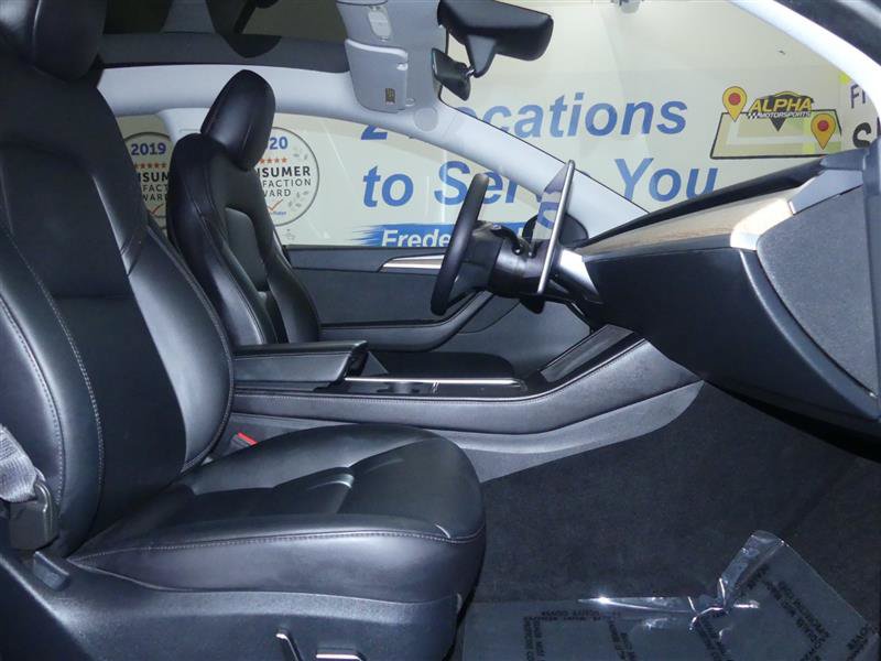Used 2024 Tesla Model Y Long Range AWD/4WD image 7