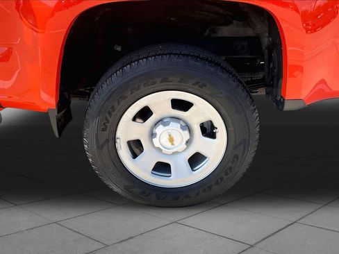 Used 2021 Chevrolet Colorado W/T w/ WT Convenience Package RWD image 11