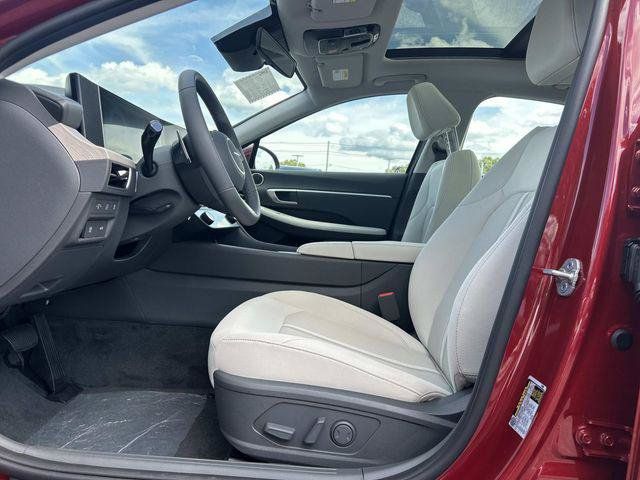 New 2026 Hyundai Sonata SEL FWD image 7