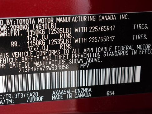 Certified 2025 Toyota RAV4 XLE AWD/4WD image 33