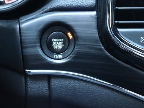 Used 2021 Jeep Grand Cherokee Limited image 26