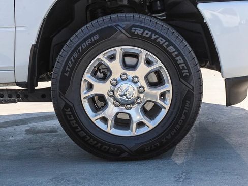 Used 2024 RAM 2500 Laramie w/ Safety Group AWD/4WD image 11