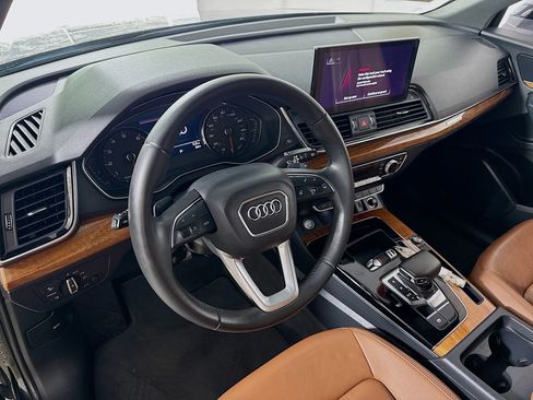 Used 2023 Audi Q5 2.0T Premium w/ Convenience Package AWD/4WD image 12