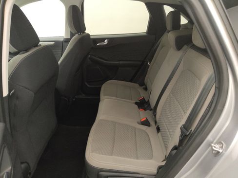Used 2021 Ford Escape SE FWD image 18
