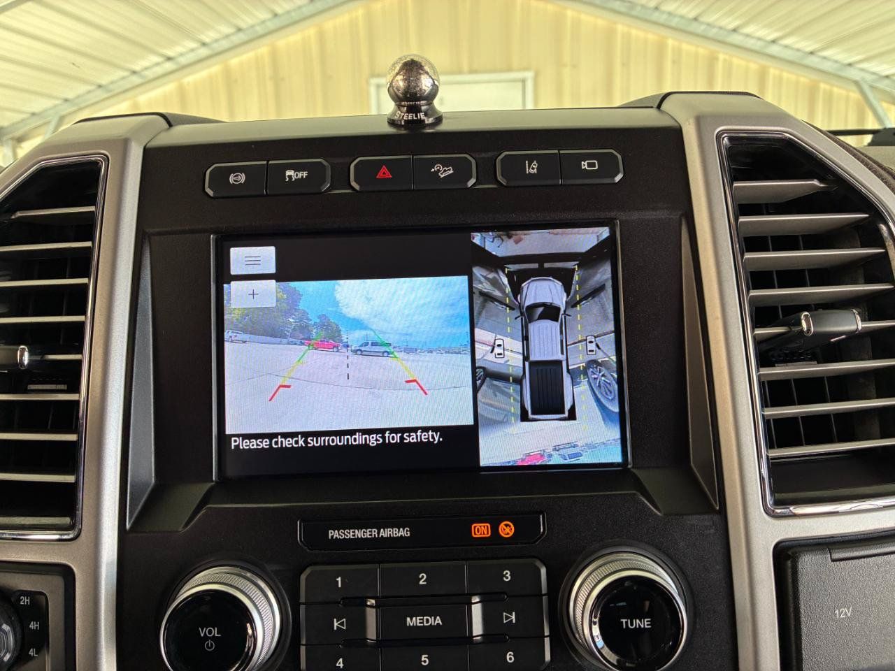 Used 2020 Ford F350 King Ranch w/ King Ranch Ultimate Package AWD/4WD image 27