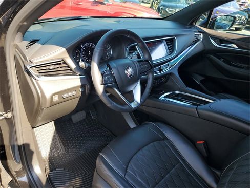 Certified 2023 Buick Enclave Avenir image 21