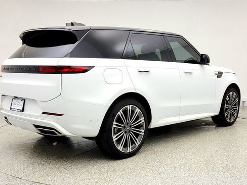 Used 2025 Land Rover Range Rover Sport Dynamic SE image 5