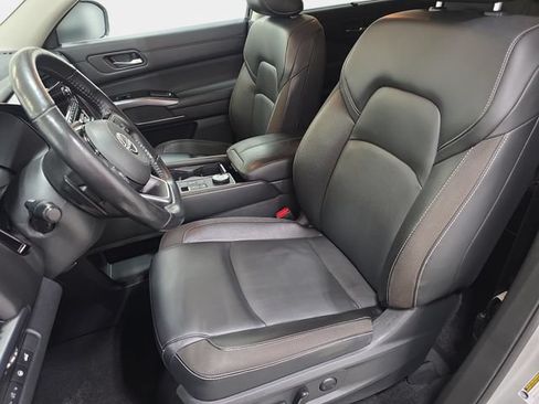 Used 2022 Nissan Pathfinder SL w/ Lighting Package (N92) AWD/4WD image 13