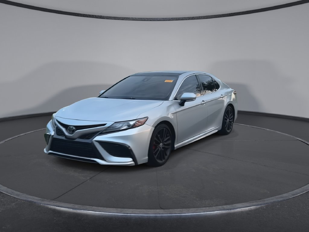 Used 2022 Toyota Camry XSE w/ Navigation Package FWD image 4