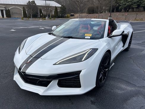 Used 2023 Chevrolet Corvette Z06 image 27