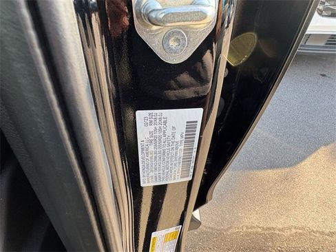 Used 2023 Honda Pilot Elite image 18