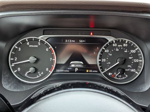 Used 2023 Nissan Rogue SV image 12