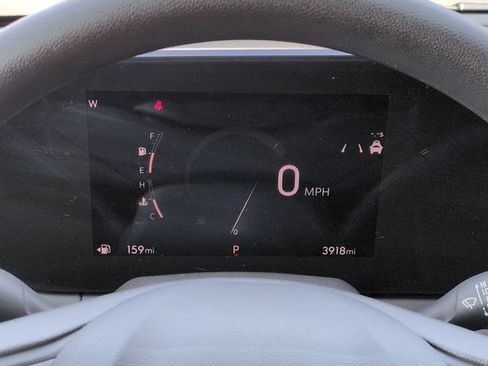 Used 2025 Buick Envista Preferred w/ Convenience II Package FWD image 24