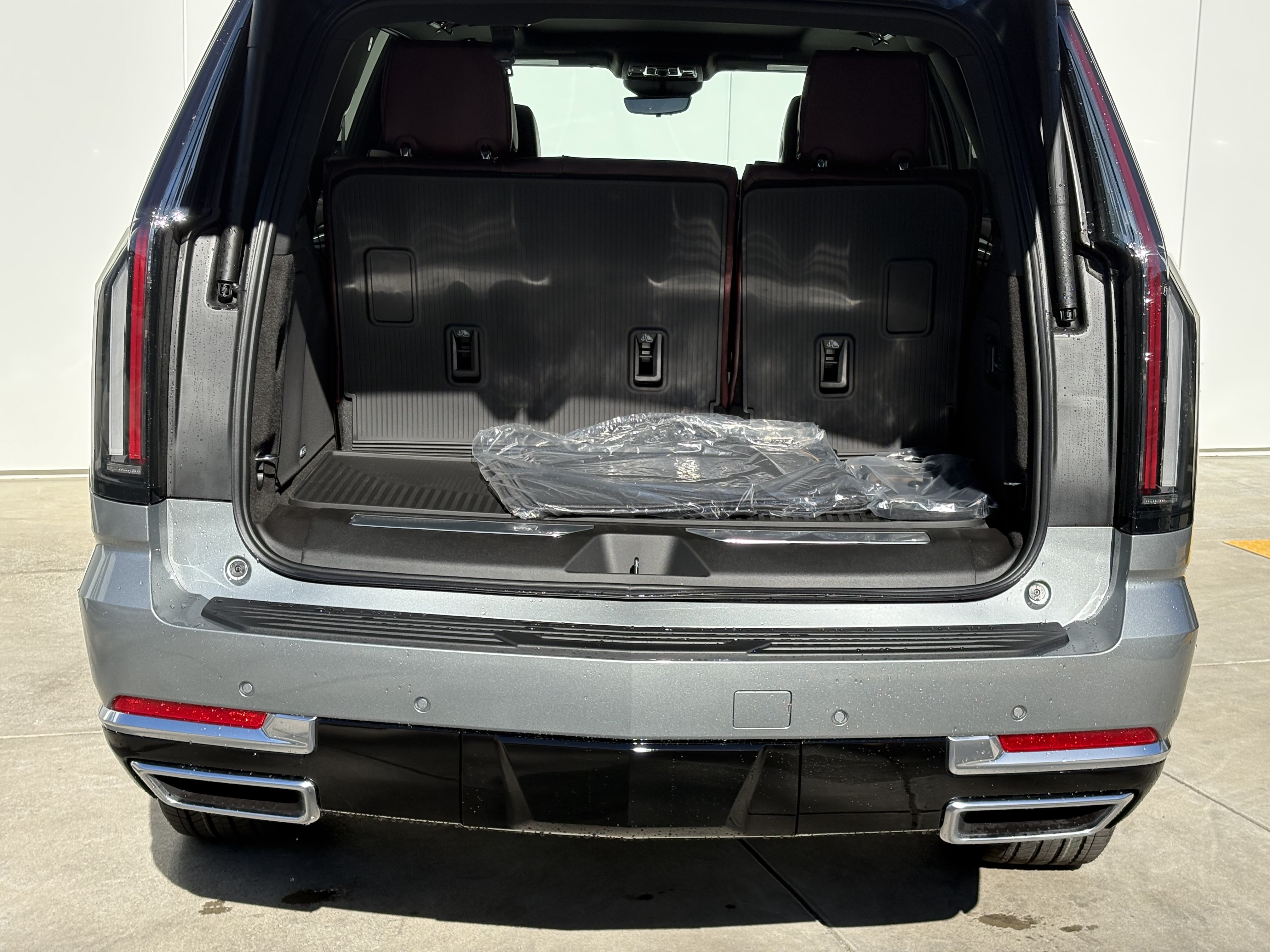 New 2026 Cadillac Escalade Luxury AWD/4WD image 9