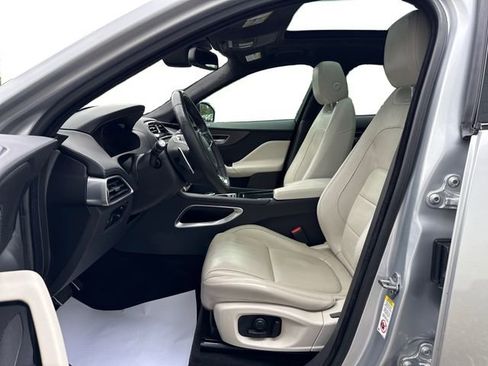 Used 2017 Jaguar F-PACE First Edition AWD/4WD image 10