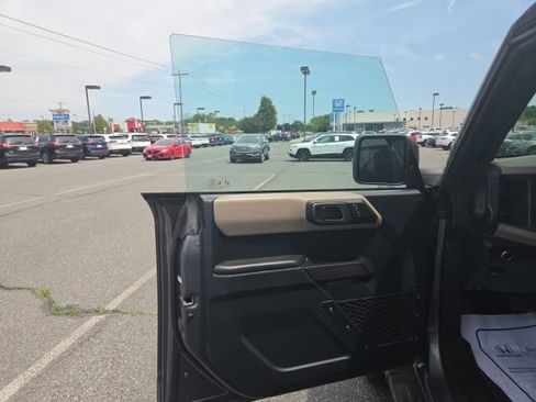 Used 2024 Ford Bronco Wildtrak AWD/4WD image 17