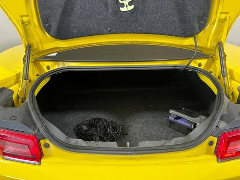 Used 2015 Chevrolet Camaro SS RWD image 23