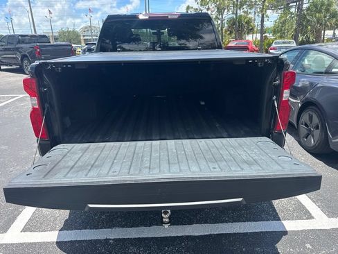 Used 2022 Chevrolet Silverado 1500 RST AWD/4WD image 14