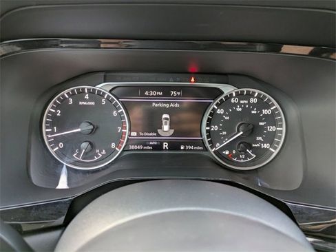 Used 2025 Nissan Pathfinder SV image 30