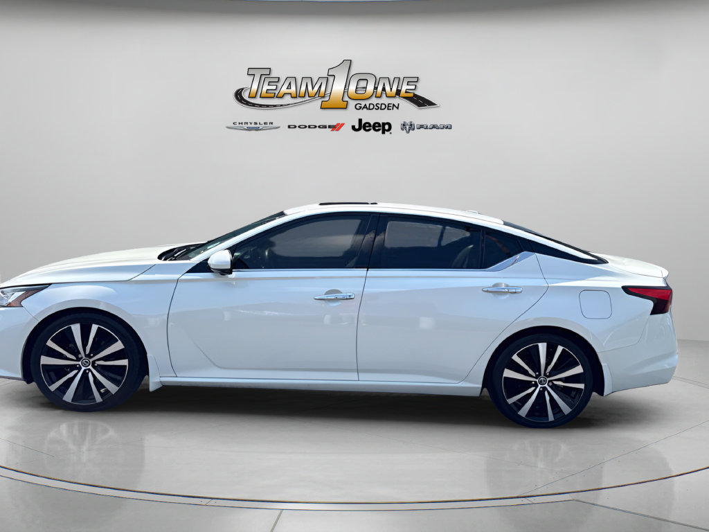 Used 2020 Nissan Altima 2.0 Platinum FWD image 5