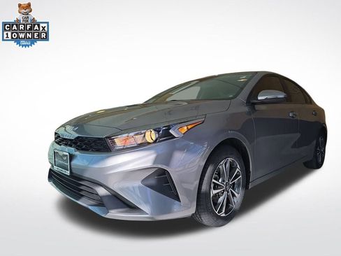 Used 2024 Kia Forte LXS w/ LXS Technology Package image 1