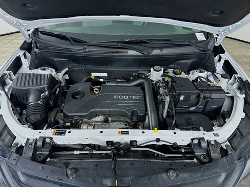 Used 2020 Chevrolet Equinox LS w/ LS Convenience Package image 31