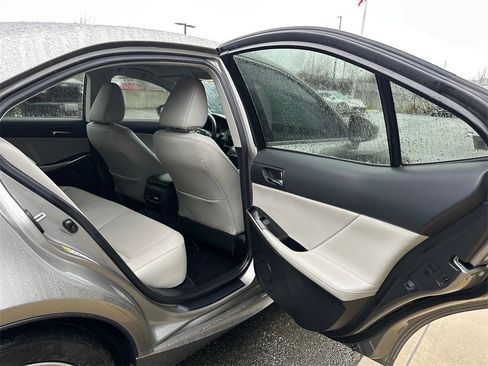 Used 2014 Lexus IS 250 AWD image 13