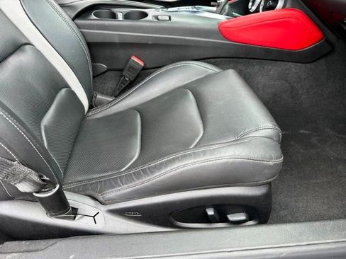 Used 2020 Chevrolet Camaro SS RWD image 20