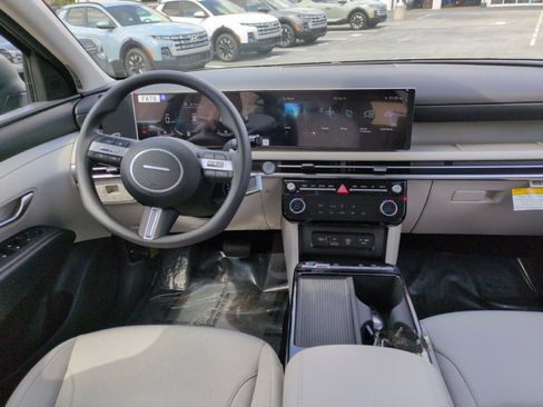 New 2026 Hyundai Tucson Blue SE image 29