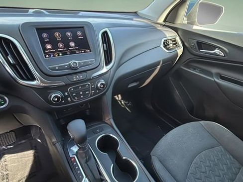 Used 2024 Chevrolet Equinox LT image 24