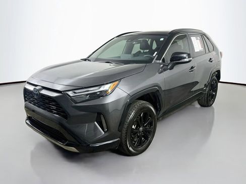Used 2022 Toyota RAV4 XSE AWD/4WD image 3