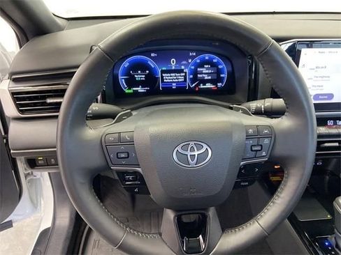 Certified 2025 Toyota Camry XSE FWD image 22
