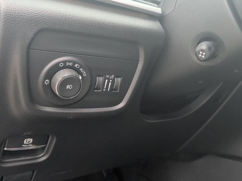 New 2025 Jeep Grand Cherokee L Limited w/ Luxury Tech Group II image 17