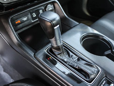 Certified 2025 Honda Civic Sport image 19