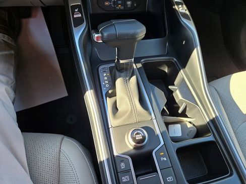New 2025 Kia Sorento S w/ Panoramic Sunroof Package image 11