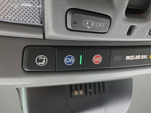Used 2023 GMC Sierra 1500 Denali w/ Technology Package AWD/4WD image 20