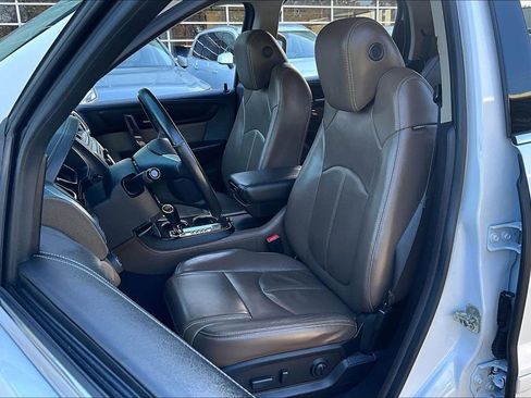 Used 2017 GMC Acadia Limited SLT image 31