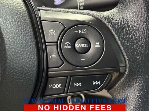 Used 2023 Toyota Corolla Cross L AWD/4WD image 37