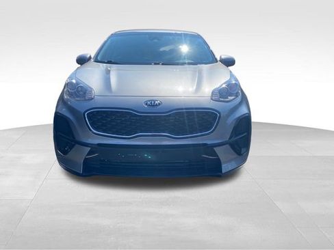 Used 2020 Kia Sportage LX image 9