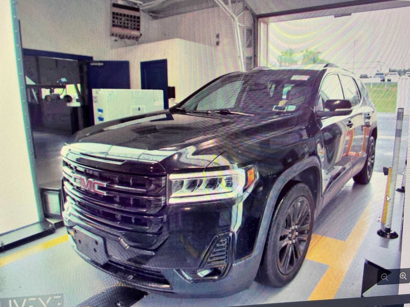 Used 2023 GMC Acadia SLT w/ Elevation Edition AWD/4WD image 3