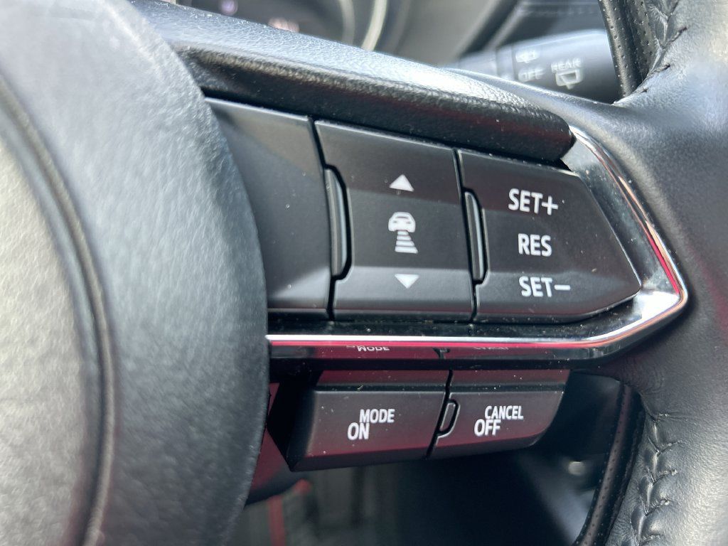 Used 2018 MAZDA CX-5 Touring w/ Preferred Equipment Package FWD image 17