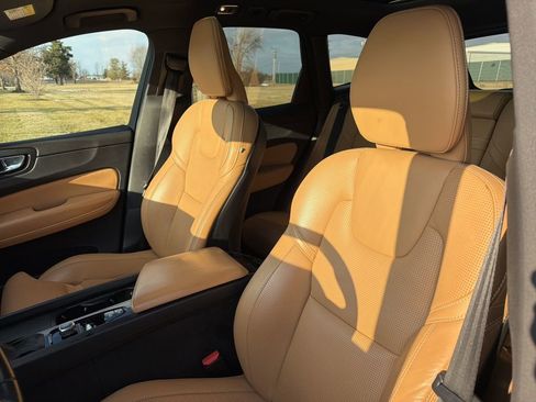 Used 2021 Volvo XC60 T5 Inscription w/ Advanced Package image 14