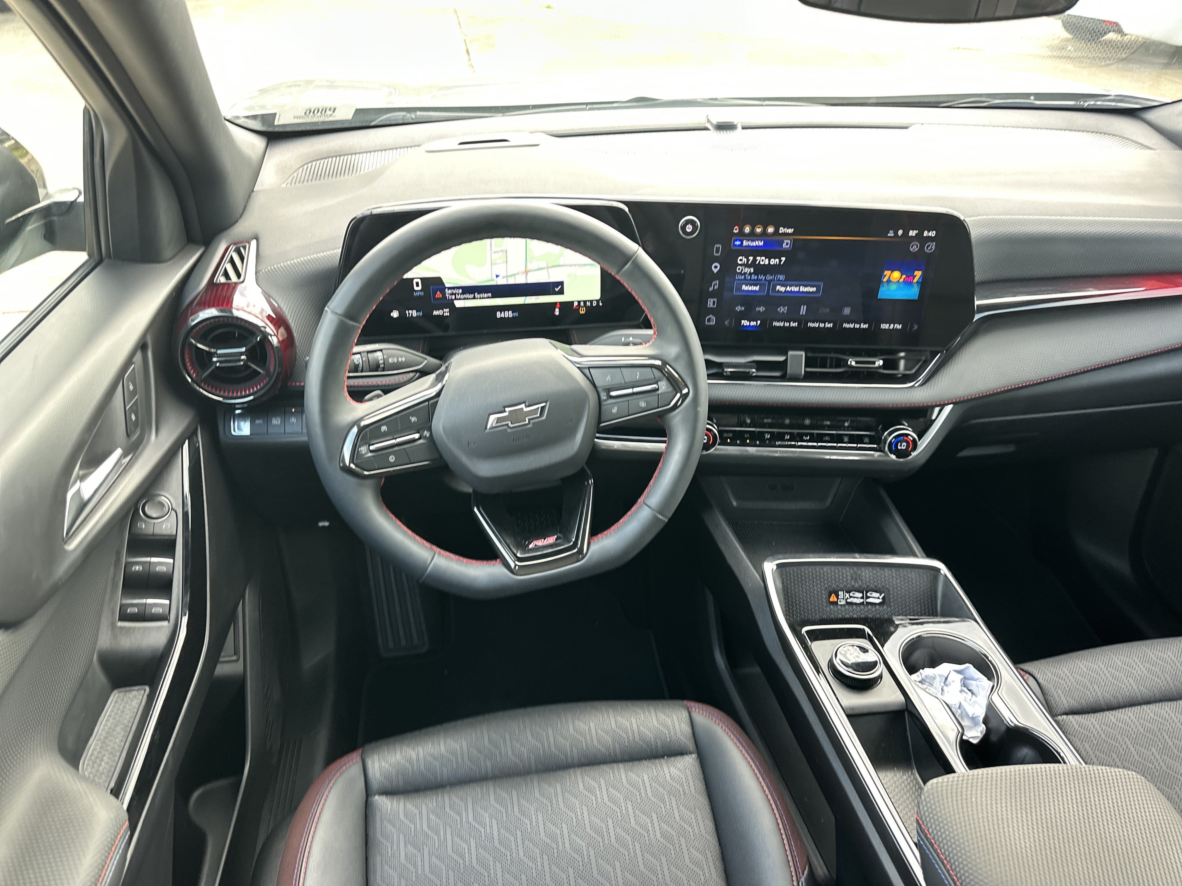 Certified 2025 Chevrolet Equinox RS AWD/4WD image 24