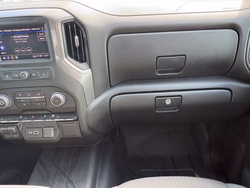 Used 2026 Chevrolet Silverado 2500 Custom AWD/4WD image 13