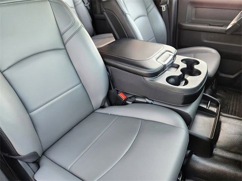 Used 2024 RAM 2500 Tradesman w/ Chrome Appearance Group image 14