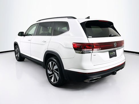 Used 2024 Volkswagen Atlas SE image 5