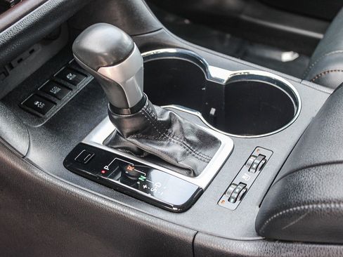 Used 2019 Toyota Highlander Limited Platinum image 20