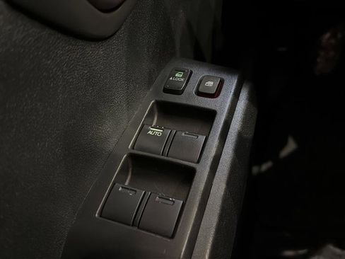 Used 2010 Honda Fit Sport image 19